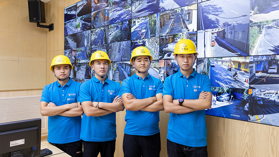 技術(shù)服務(wù)團(tuán)隊(duì)